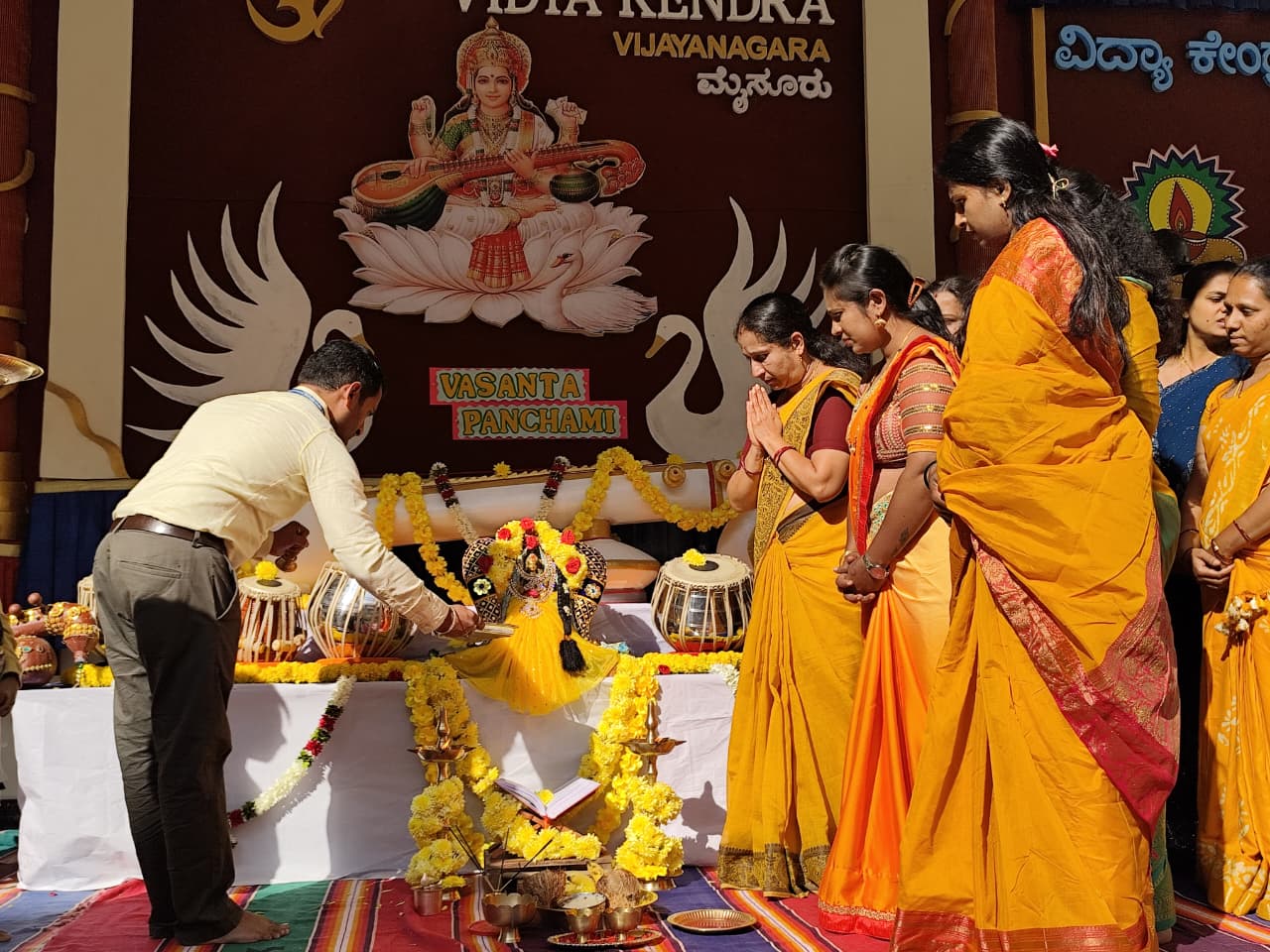 Vasant Panchami and Parakrama Divas Celebrated at RVK – Vijayanagar (8)