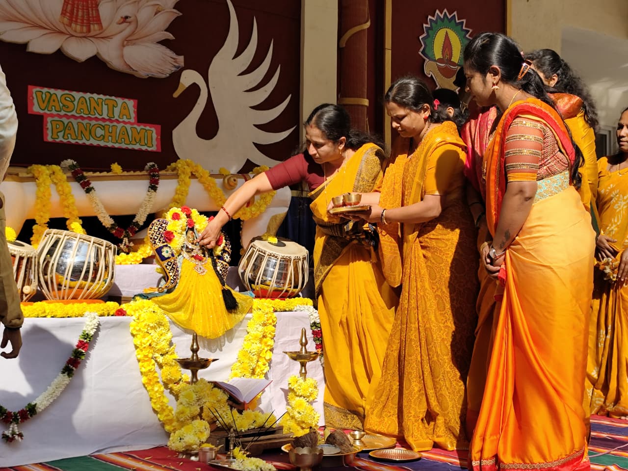 Vasant Panchami and Parakrama Divas Celebrated at RVK – Vijayanagar (9)