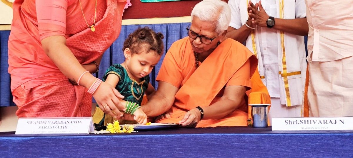 RVK – Vijayanagara Organised Aksharabhyas and Vidyarambha (29)