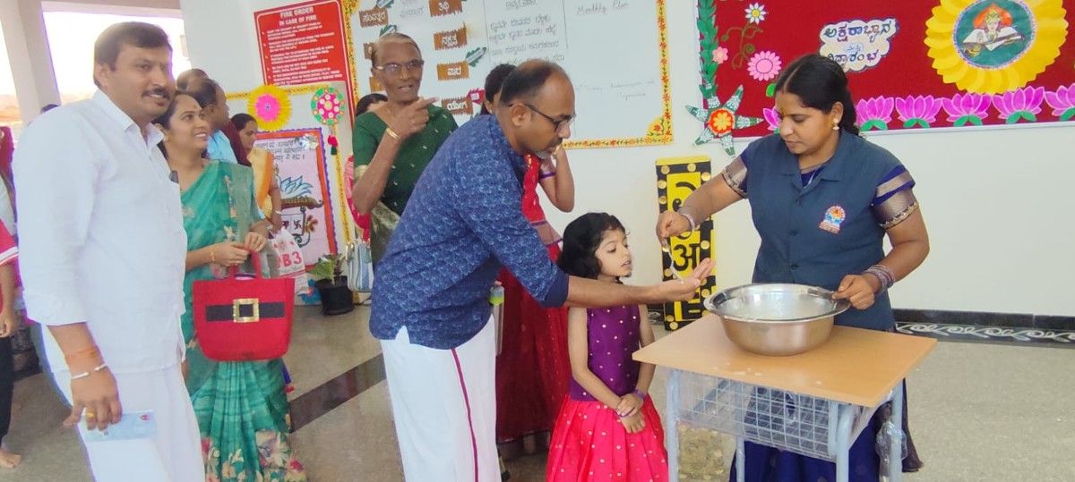 RVK – Vijayanagara Organised Aksharabhyas and Vidyarambha (5)