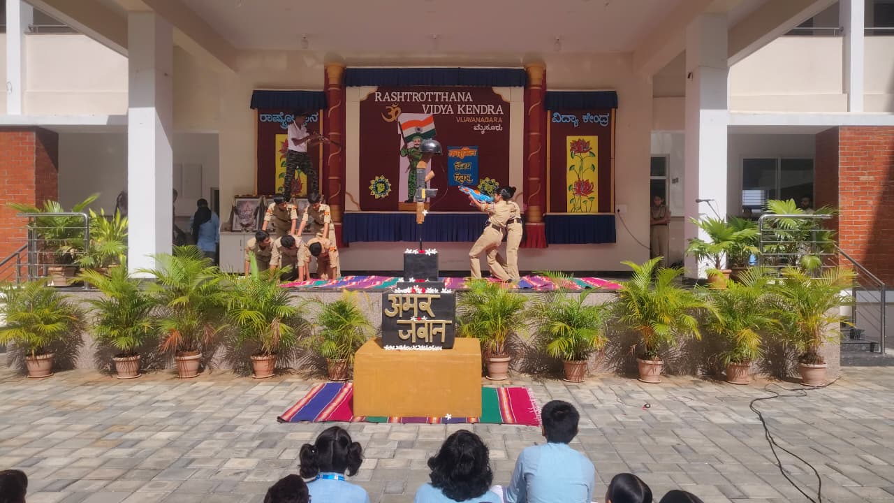 RVK - Vijayanagar Honours Kargil Heroes with Patriotism and Valour (1)