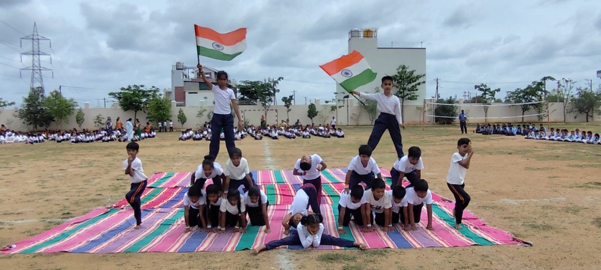 RVK - Vijayanagar Celebrates 80th Independence Day with Displays of Discipline and Talent (18)