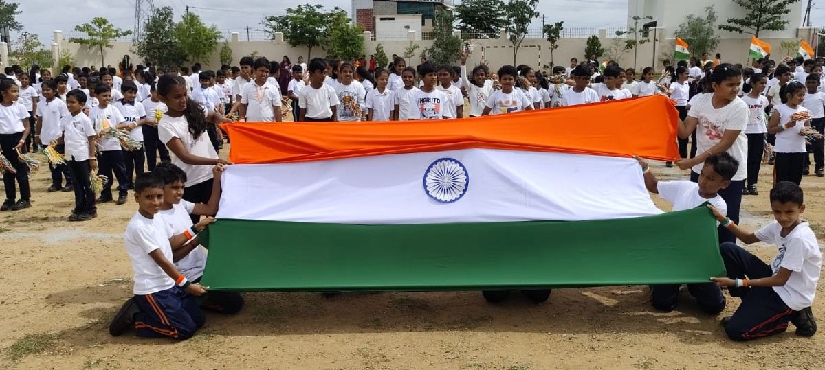 RVK - Vijayanagar Celebrates 80th Independence Day with Displays of Discipline and Talent (26)
