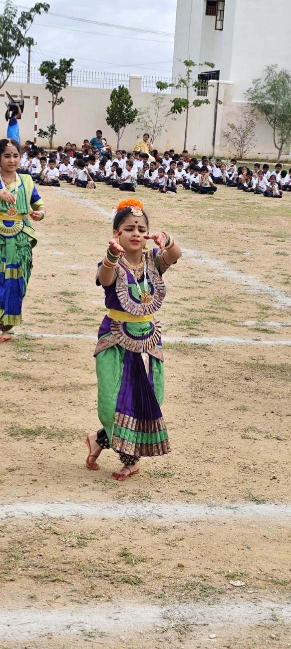 RVK - Vijayanagar Celebrates 80th Independence Day with Displays of Discipline and Talent (28)