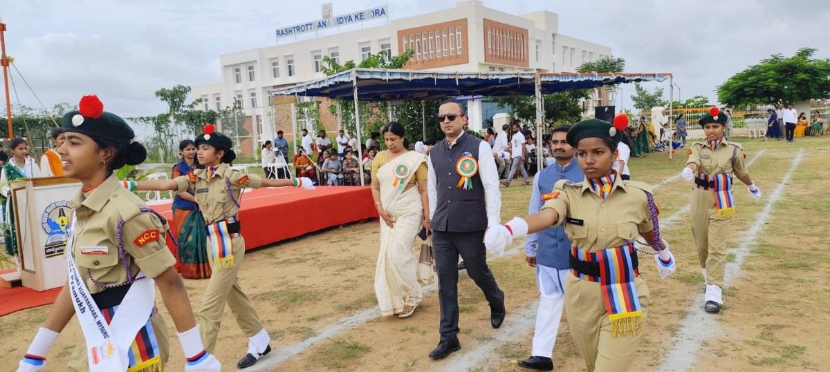 RVK - Vijayanagar Celebrates 80th Independence Day with Displays of Discipline and Talent (40)