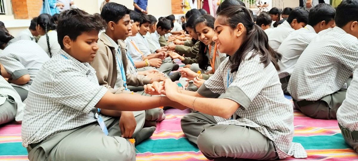 Students Celebrate Raksha Bandhan at RVK - Vijayanagar (11)