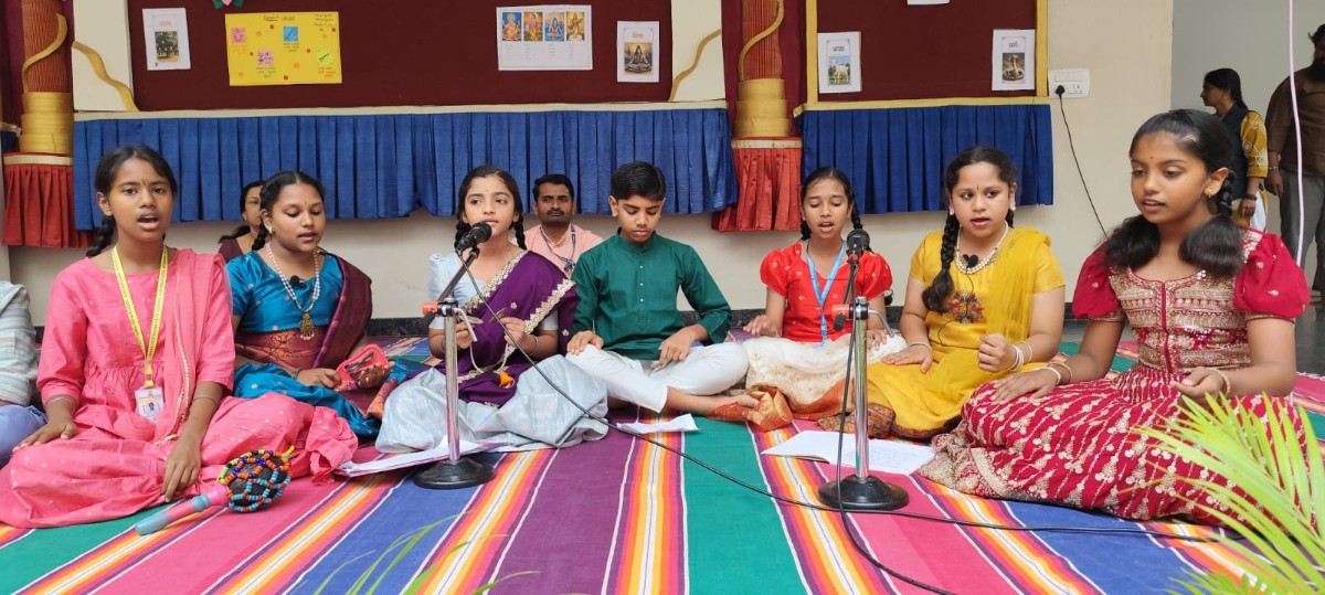Students Celebrate Raksha Bandhan at RVK - Vijayanagar (21)