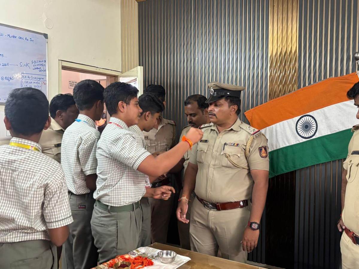 Students Celebrate Raksha Bandhan at RVK - Vijayanagar (4)