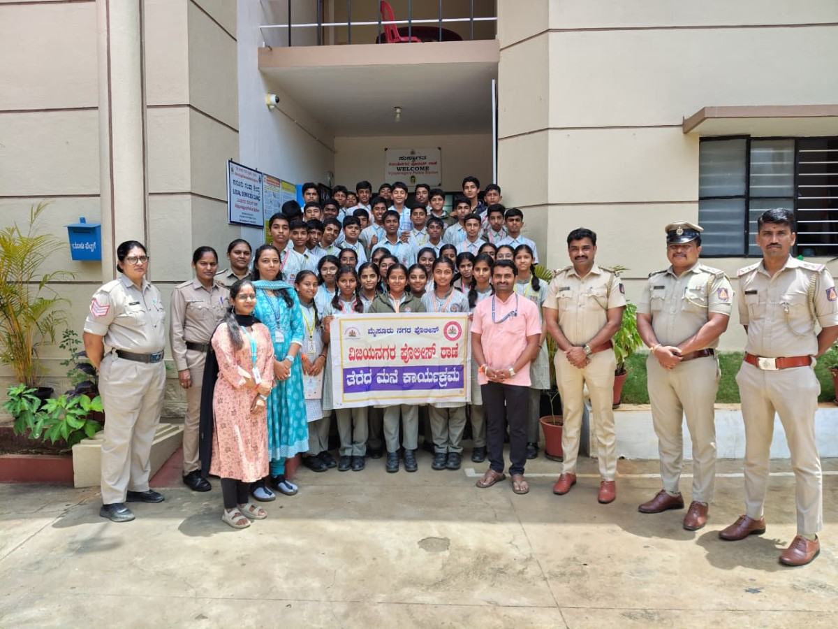 Students Celebrate Raksha Bandhan at RVK - Vijayanagar (8)