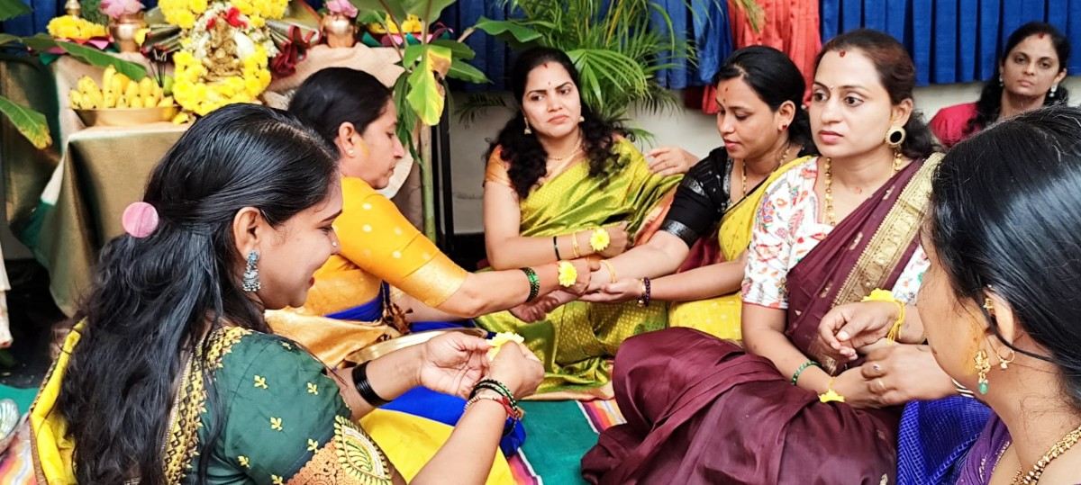 Varamahalakshmi Vrat Celebrated at RVK - Vijayanagar (15)