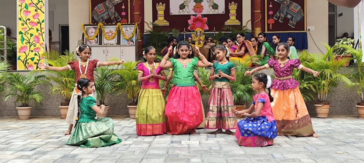 Varamahalakshmi Vrat Celebrated at RVK - Vijayanagar (2)