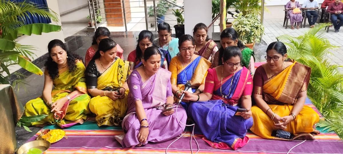 Varamahalakshmi Vrat Celebrated at RVK - Vijayanagar (8)