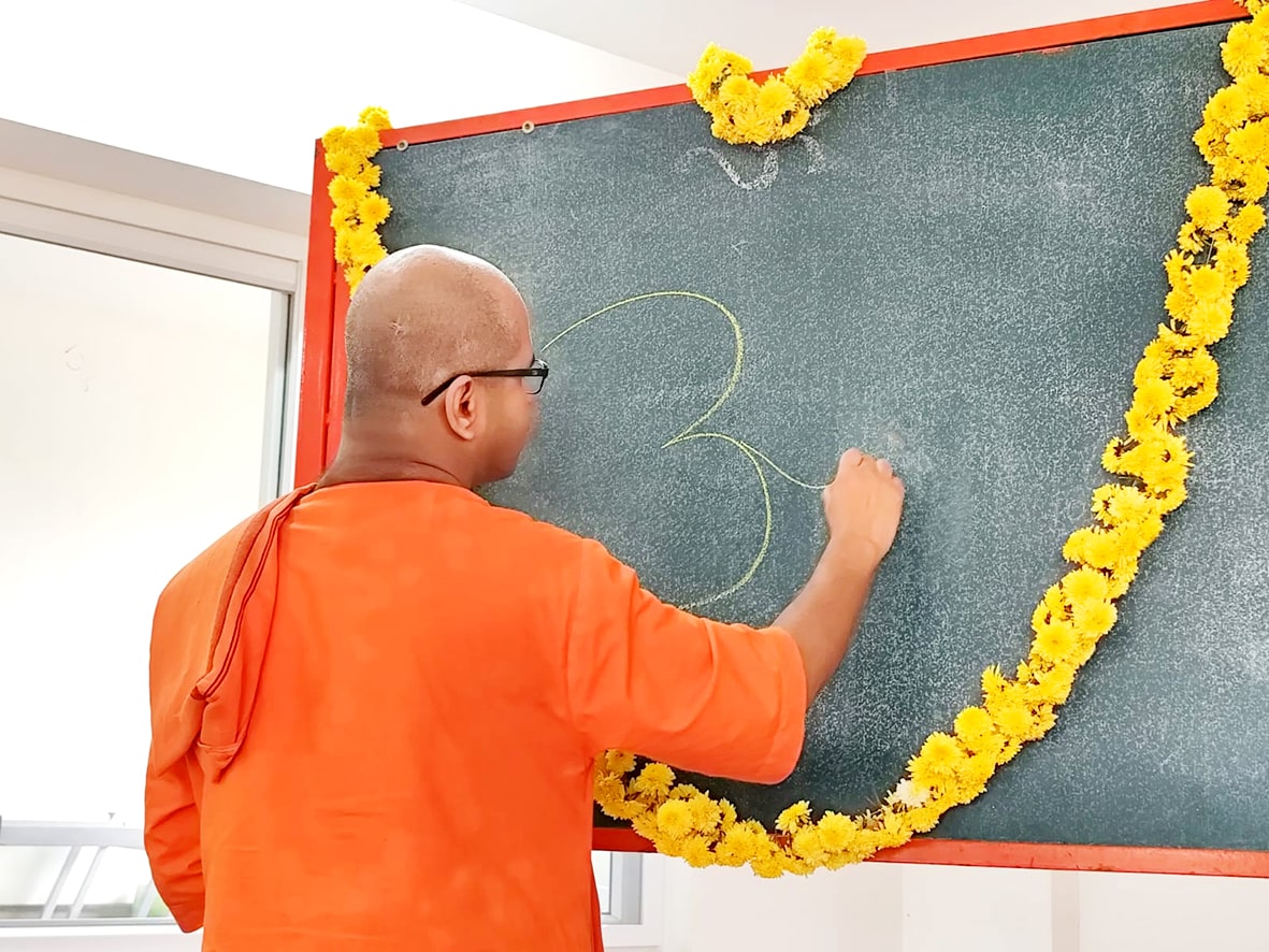 Aksharabhyasa And Vidyarabham in RVK - Vijayanagar3